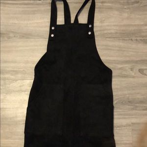 Overall dress